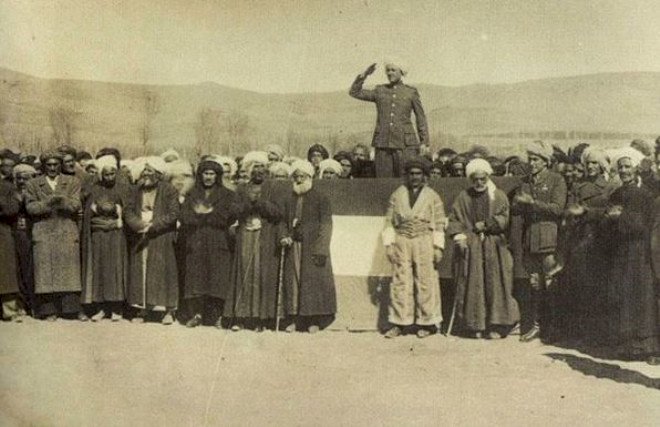 Bugün Mahabad Kürdistan Cumhuriyeti’nin 75’inci kuruluş yıl dönümü