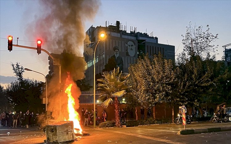 İran'da bilanço ağırlaşıyor: 378 protestocu hayatını kaybetti