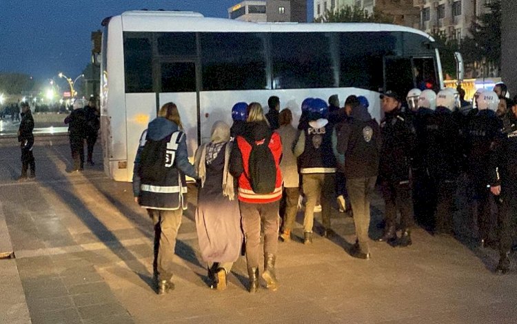 Diyarbakır’da HDP İl Başkanı dahil 47 gözaltı