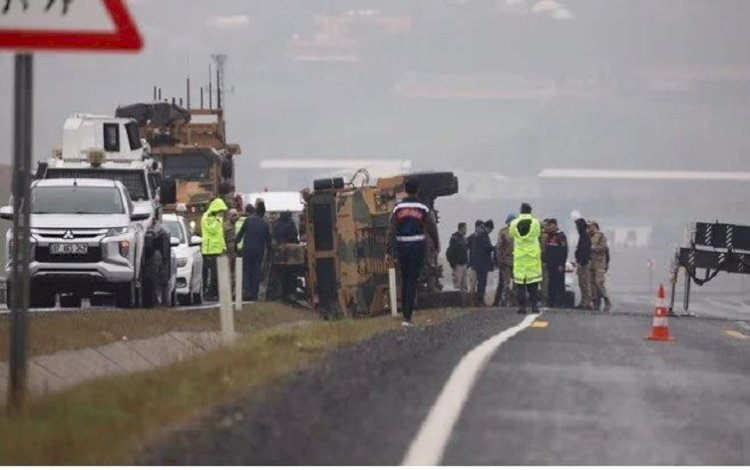 Ağrı'da devrilen zırhlı araçta 2 asker hayatını kaybetti