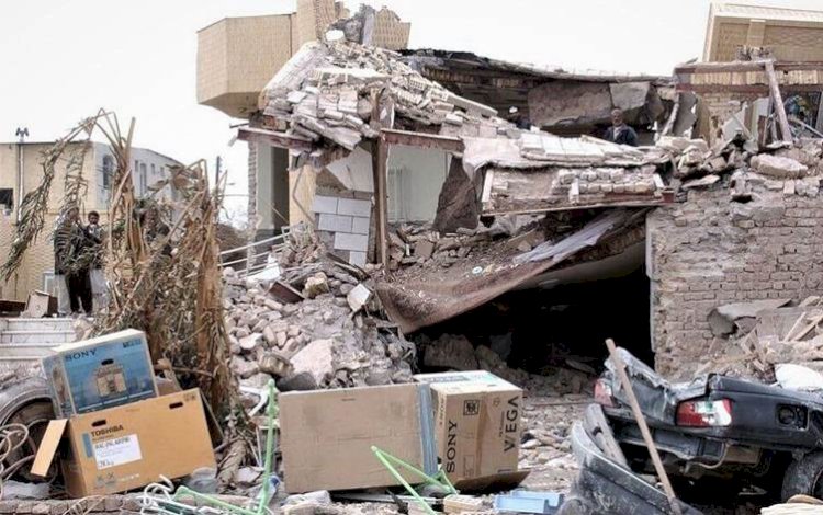 Doğu Kürdistan'da deprem: 2 ölü, yüzlerce yaralı