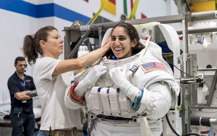Uzaya çıkan ilk Kürt astronot: Jasmin Moghbeli NASA-SpaceX ortak uzay uçuşuna komuta ediyor