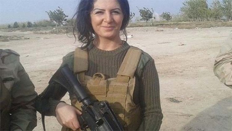 IŞİD'e karşı savaşan Doğu Kürdistanlı kadın The Guardian sayfalarında