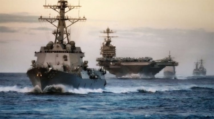 ABD, İran savaş gemilerine ateş açtı
