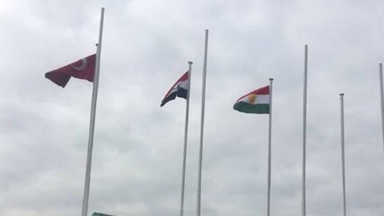 Türkiye Başbakanından 'Kürdistan bayrağı' açıklaması