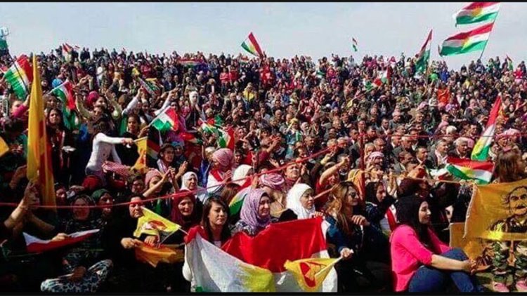Ölümsüz Lider Mustafa Barzani, Batı Kürdistan'da anıldı