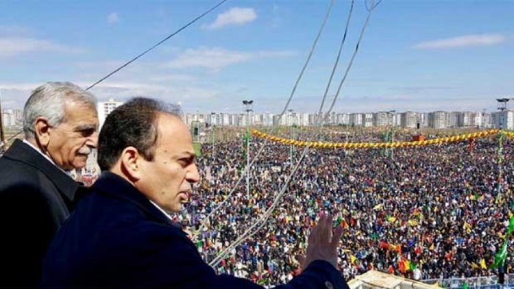 Diyarbakır'dan Ankara'ya 2013 çağrısı