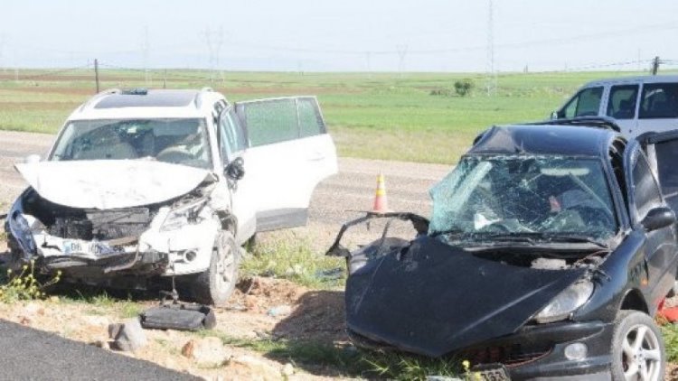 Cizre'de trafik kazası: 1 ölü, 5 yaralı