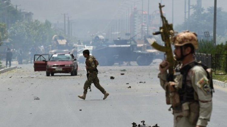 Afganistan'daki intihar saldırısında 50 Afgan askeri hayatını kaybetti