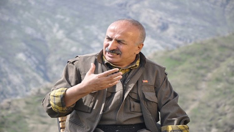 Karasu, Kürdistan bayrağının kendilerini temsil etmediğini dile getirdi.
