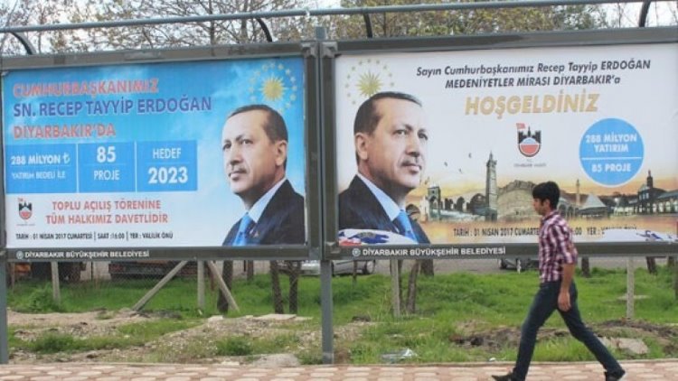 FT: Referandumda 15 milyonluk Kürt oyu kritik öneme sahip