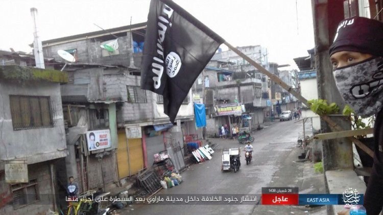 Filipinler'de IŞİD vahşeti: Ölü sayısı 100'ü aştı