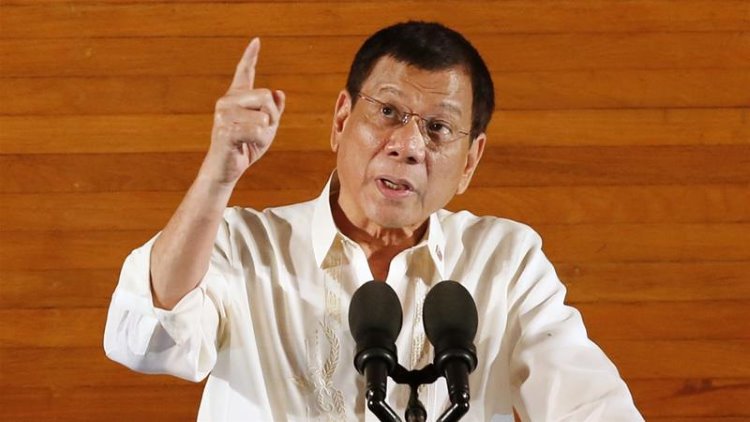 Filipinler Devlet Başkanı, silahlı grupları orduya alacak