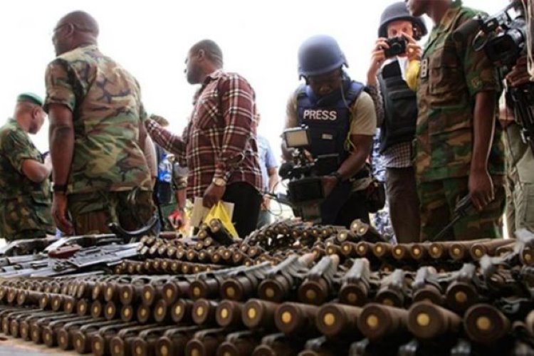 Nijerya'da Silah Yüklü Türk Gemisine El konuldu