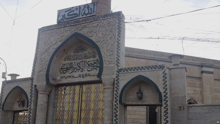 IŞİD 800 yıllık tarihi camiyi havaya uçurdu