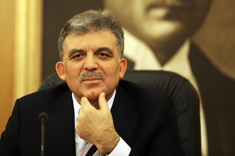 Abdullah Gül: Suriye’de Kürtlere değil, PKK’ye karşıyız