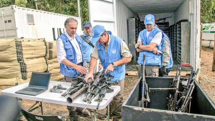 FARC'dan silahlara veda
