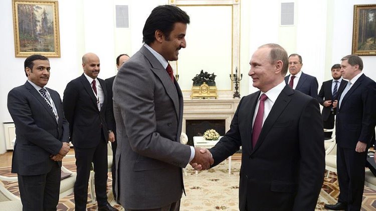 Putin ve Katar Emiri arasında sürpriz görüşme