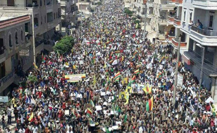 Afrin'de Türkiye protestosu