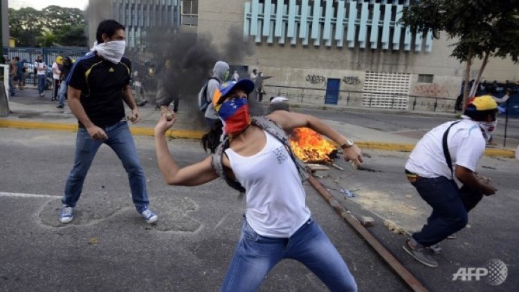 Venezuela'da kanlı seçim!