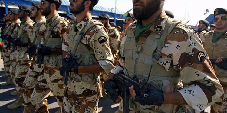 İran'dan Güney Kürdistan sınırına askeri yığınak
