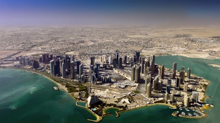 Katar krizinde bir ülke geri adım attı