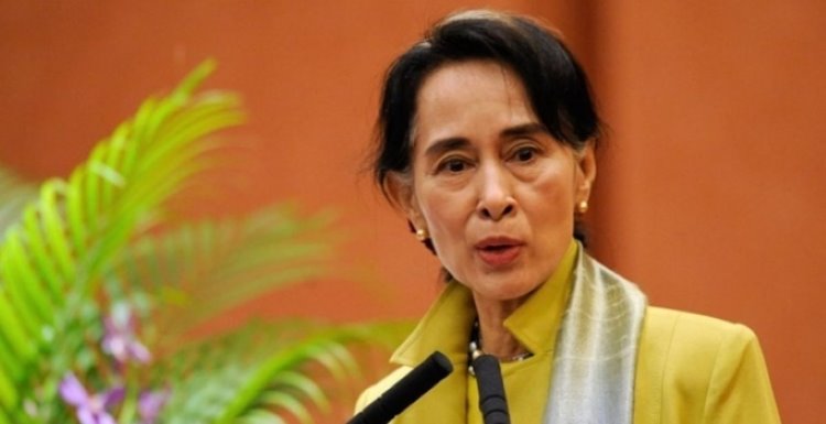Myanmar'ın Nobel ödüllü fiili liderinden 'yalan haber' suçlaması