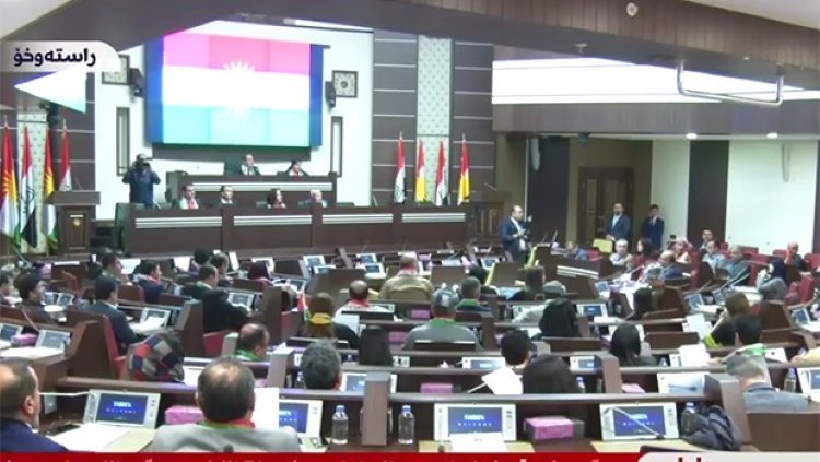 Kürdistan Parlementosu 'Ey Reqip' eşliğinde açıldı