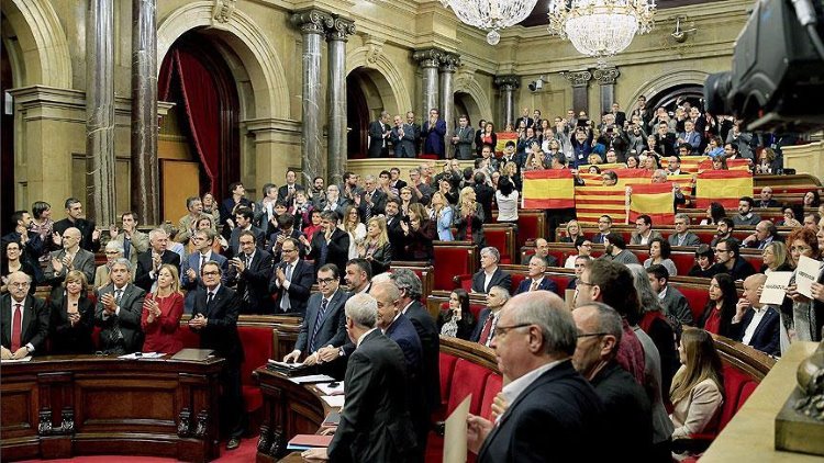 İspanya polisinden Katalonya hükümetine baskın
