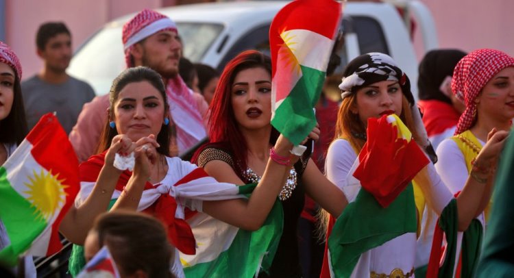 Düne Kadar Demokrasi İçin Irak'ı İşgal Edenler, Bugün Kürtlerin Demokratik Haklarına Karşı Çıkıyor 