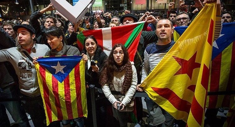 Fransa Katalonya’nın bağımsızlığını tanımıyor