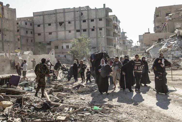 SDG, Rakka'da IŞİD'in son mevzilerinden birini daha ele geçirdi