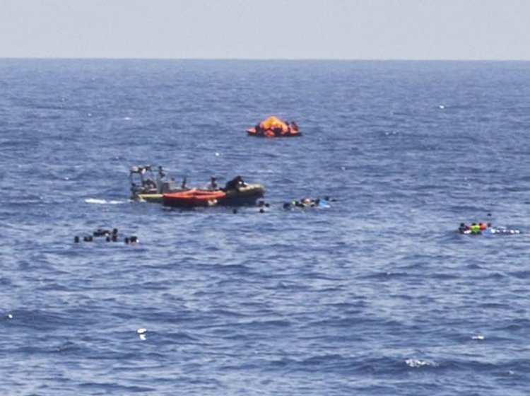 Libya açıklarında tekne battı: 31 göçmen hayatını kaybetti