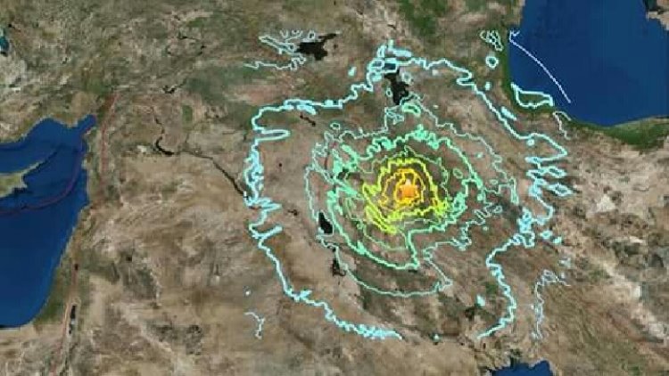 #Reuters: Depremde Dogu ve Guney Kürdistan sınırında en az 30 kişi öldü, 200'den fazla kişi yaralandı