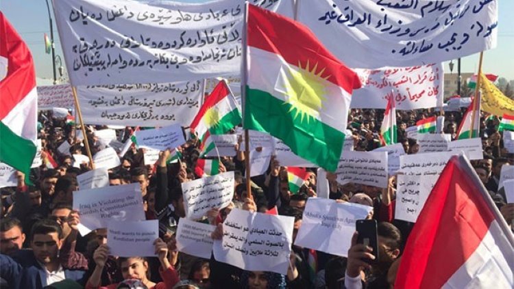 Kürdistan halkı Irak Başbakanı Abadi’yi protesto etti.