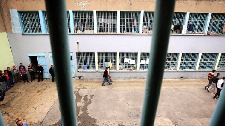 58 bin 500 tutuklu ve hükümlüye ‘tek tip’ kıyafet 