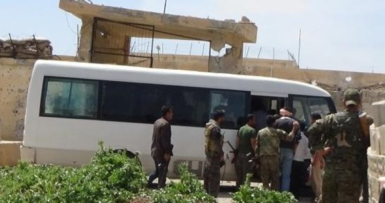 Qamişlo'da 5 Bin Rejim askeri gözaltına alındı' iddiası