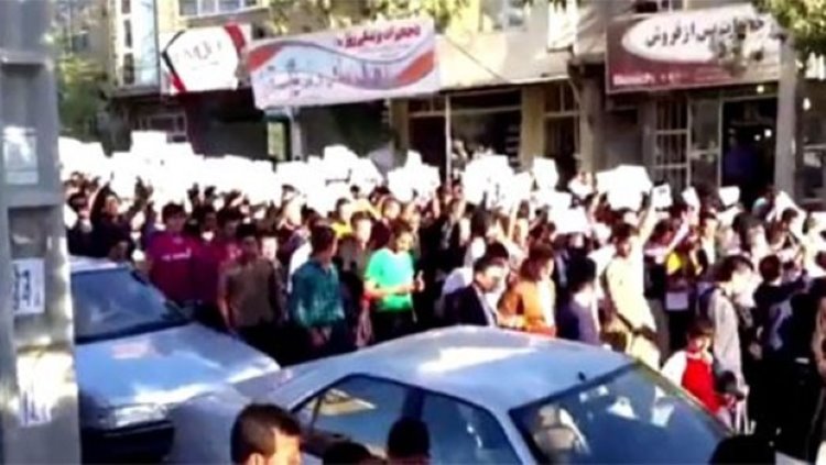 Doğu Kürdistan’da Efrin operasyonu birçok kentte protesto edildi