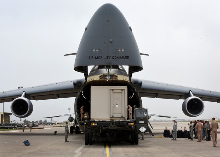 ABD, 39 tonluk zırhlı silah deposunu İncirlik'ten taşıdı