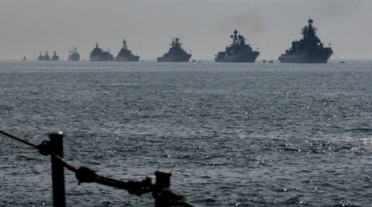 Rus Savaş Gemileri, Olası Bir Saldırı Karşısında Pozisyon Aldılar