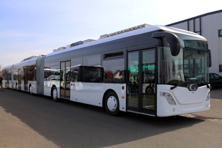 Almanya’dan Kurdistan'a 100 otobüs