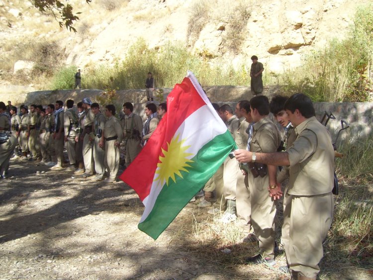 Doğu Kürdistan Hewraman'da şiddetli çatışma: En az 4 iran askeri öldürüldü