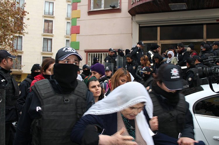 HDP Diyarbakır İl Teşkilatı’na polis baskını: 25 kişi gözaltına alındı