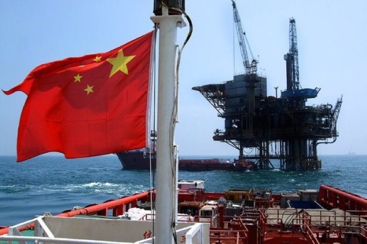 Çin, İran'daki petrol yatırımlarını askıya aldı