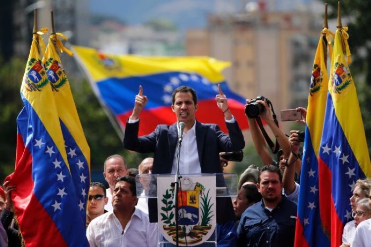 Avrupa Parlamentosu, Juan Guaido'yu Venezuela'nın devlet başkanı olarak tanıdı