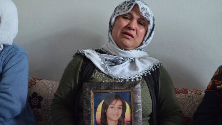 Kızı intihar eden Ayten'in gözü yaşlı annesi: Benim ciğerim yandı, başkalarının yanmasın