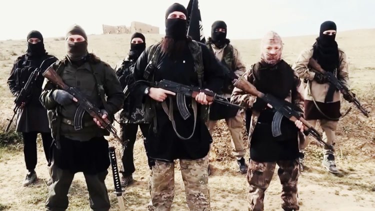 Baguz'a sıkışan IŞİD'ten kanlı tehdit