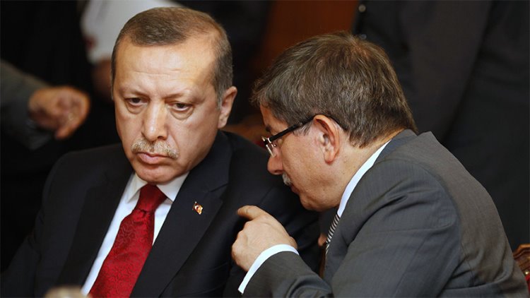Davutoğlu'nun manifestosu: Erdoğan'ın iki yolu var