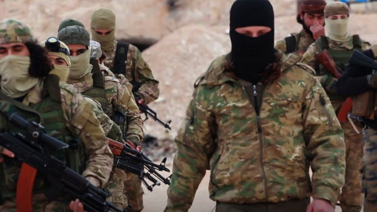 HTŞ'den Suriye Ordusu'na özel kıyafetlerle saldırı