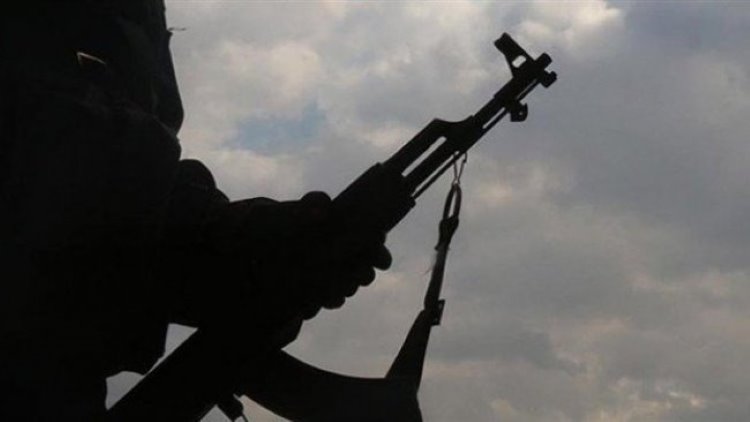 Hakkari'de üs bölgesine saldırı: 1 asker hayatını kaybetti